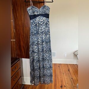 Elegant BCBG Max Azria Midnight Blue, Gold, and White Strapless Dress - Vintage